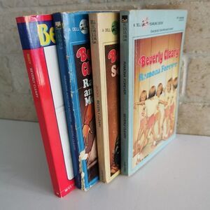 Vintage Set of 4 Beverly Cleary Paperbacks, Retro Kids Books 1980s Ramona